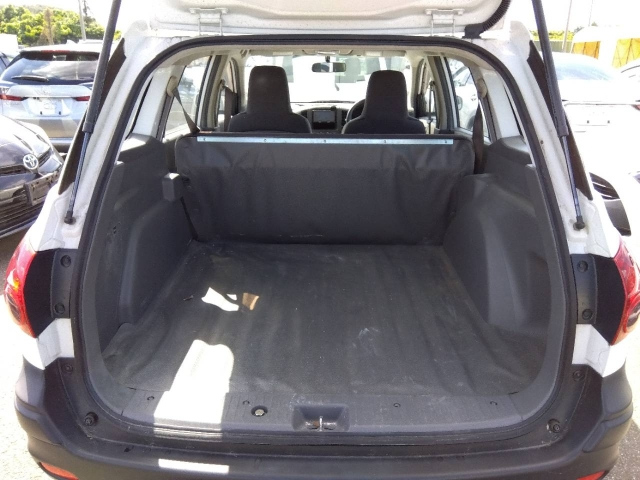 MAZDA FAMILIA VAN 2016