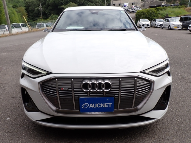 AUDI E-TRON 2020