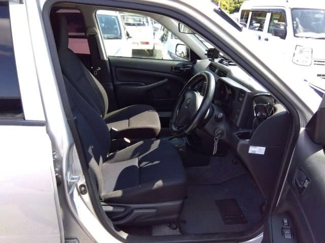 TOYOTA PROBOX 2019