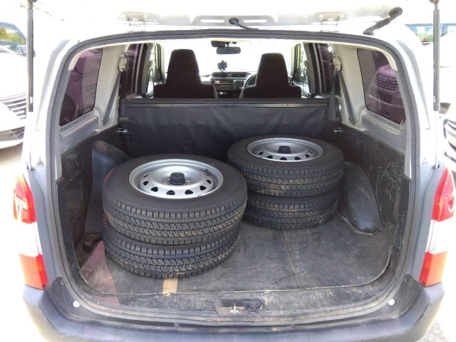 TOYOTA PROBOX 2019