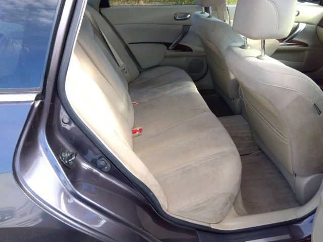 NISSAN TEANA 2010