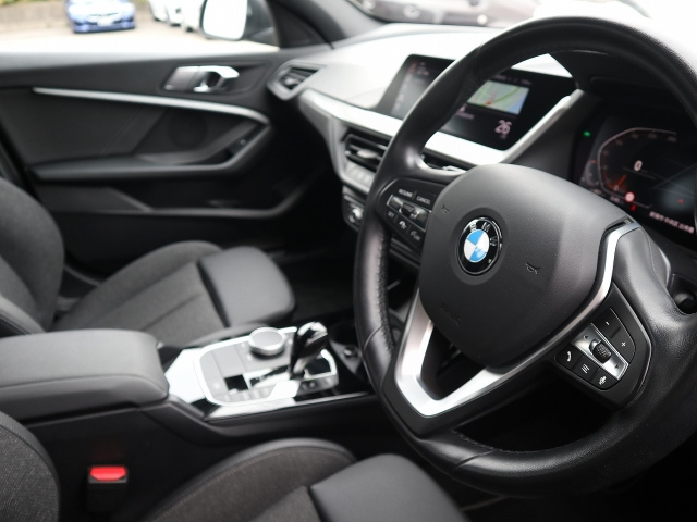 BMW 1 SERIES 2022
