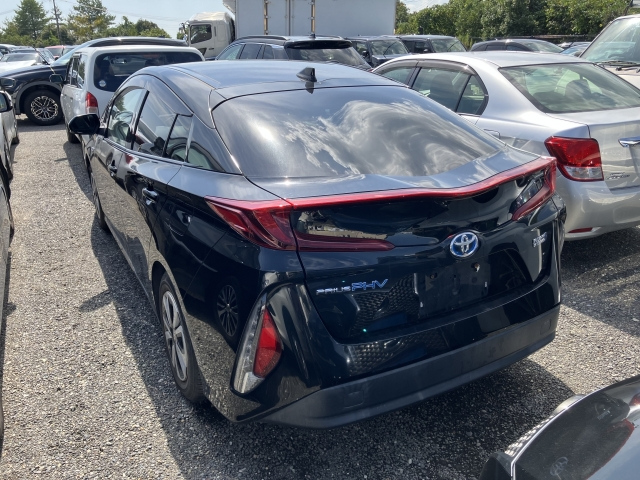 TOYOTA PRIUS PHV 2017