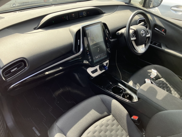 TOYOTA PRIUS PHV 2017