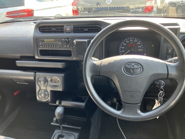 TOYOTA PROBOX 2020