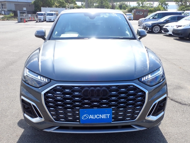 AUDI Q5 2022