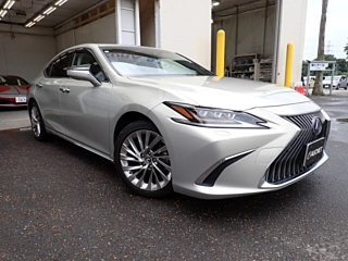 LEXUS ES 2019