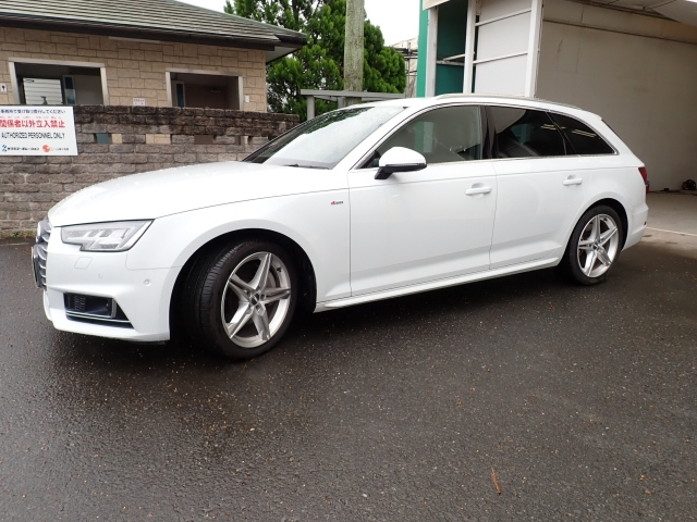AUDI A4 2017