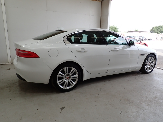 JAGUAR XE 2018