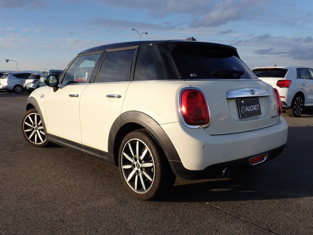 BMW MINI 2019
