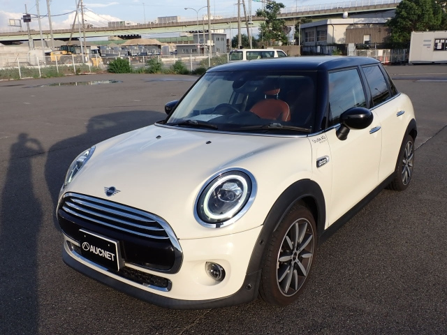 BMW MINI 2019
