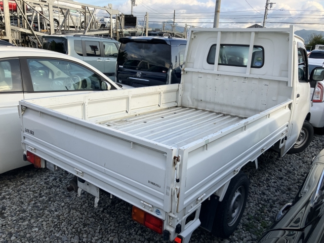 TOYOTA LITE ACE TRUCK 2015