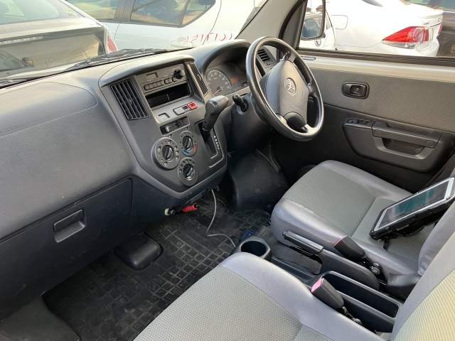 TOYOTA LITE ACE TRUCK 2015