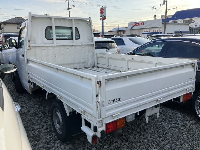 TOYOTA LITE ACE TRUCK 2015