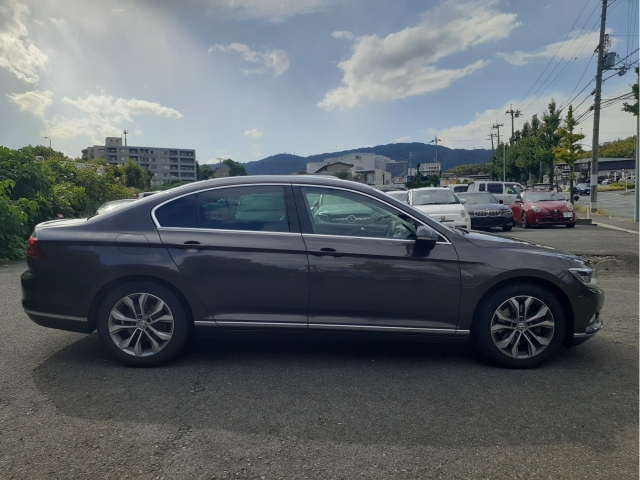 VOLKSWAGEN PASSAT 2015