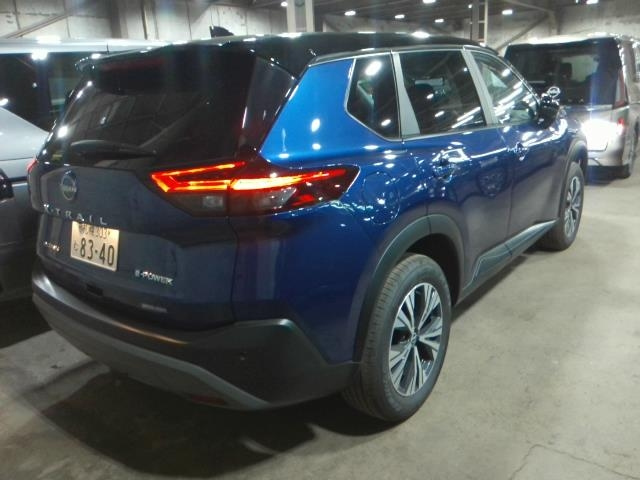 NISSAN X-TRAIL 2025
