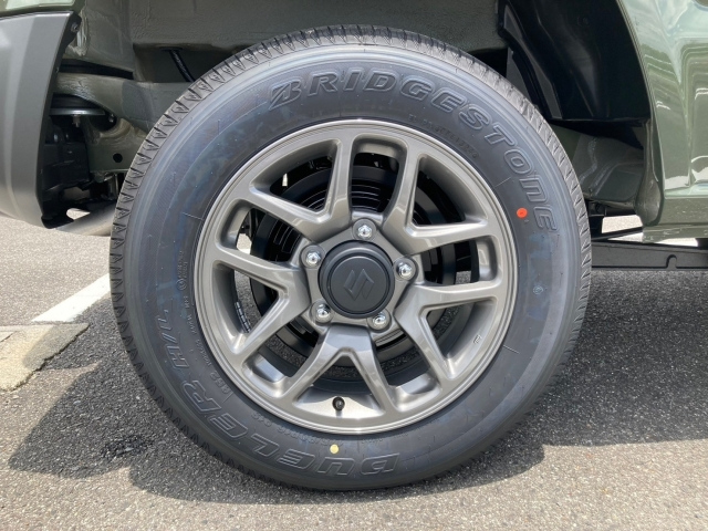 SUZUKI JIMNY 2025