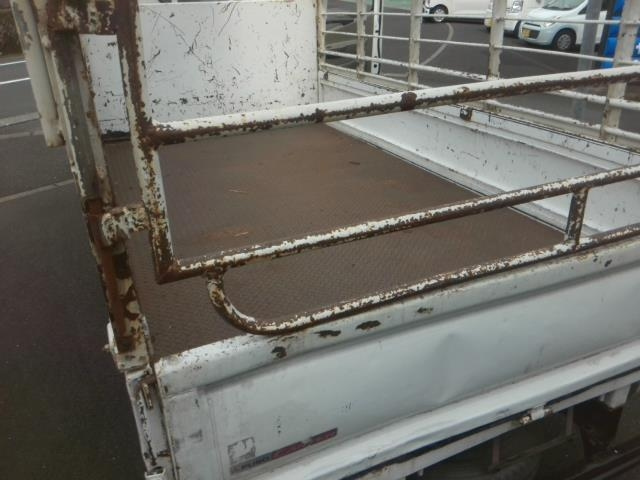 MITSUBISHI CANTER 2013