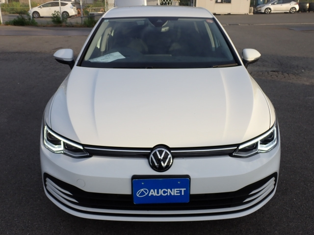 VOLKSWAGEN GOLF 2024