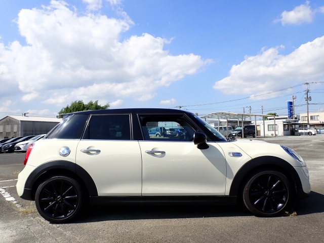 BMW MINI 2019