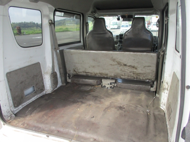 NISSAN CLIPPER VAN 2023
