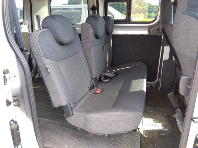 NISSAN NV200 2013