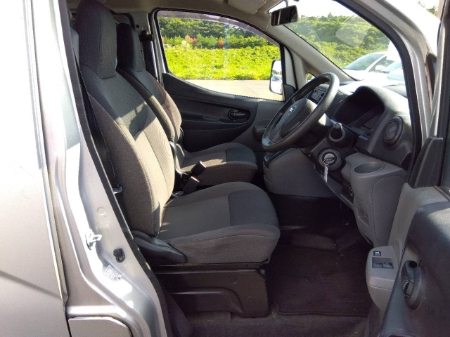 NISSAN NV200 2016