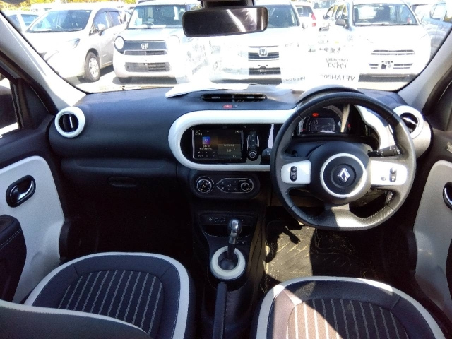 RENAULT TWINGO 2022