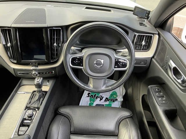 VOLVO XC60 2018