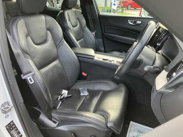 VOLVO XC60 2018