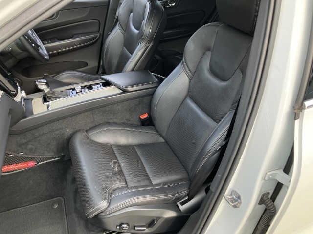 VOLVO XC60 2018