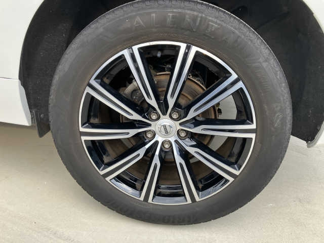 VOLVO XC60 2018