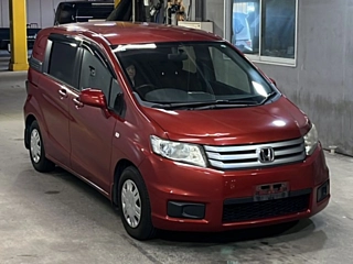HONDA FREED 2011