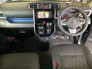 TOYOTA ROOMY 2019
