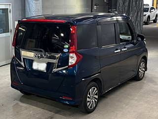 TOYOTA ROOMY 2019