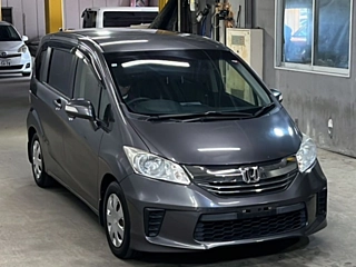 HONDA FREED 2016