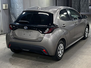 TOYOTA YARIS 2021