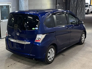 HONDA FREED 2013