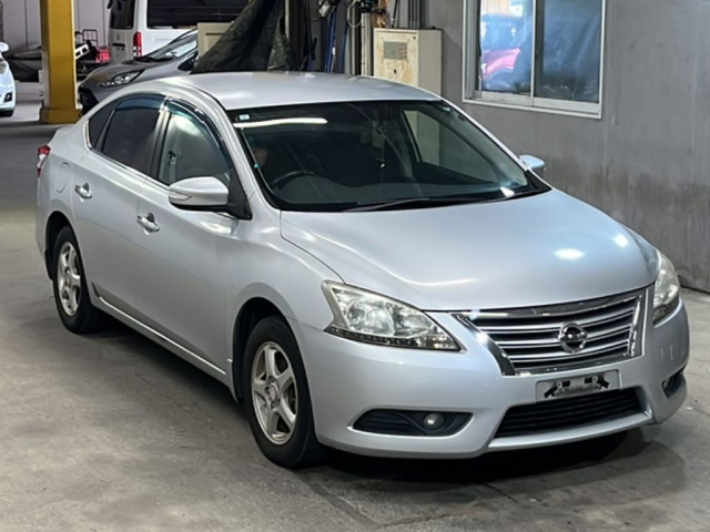 NISSAN SYLPHY 2013