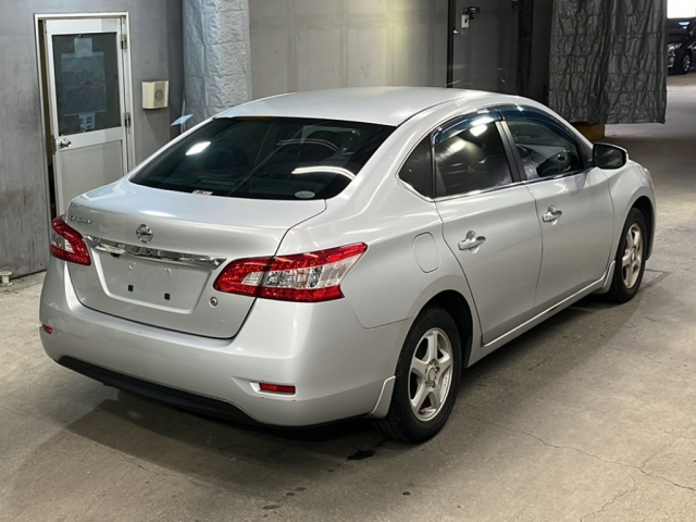 NISSAN SYLPHY 2013