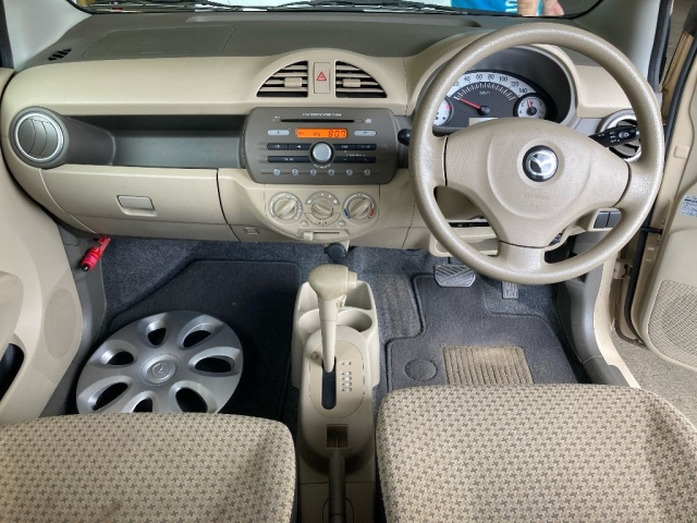 MAZDA CAROL 2010