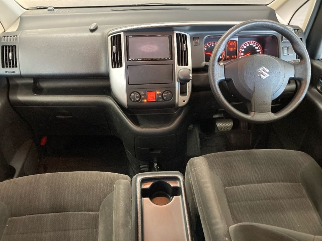 SUZUKI LANDY 2008
