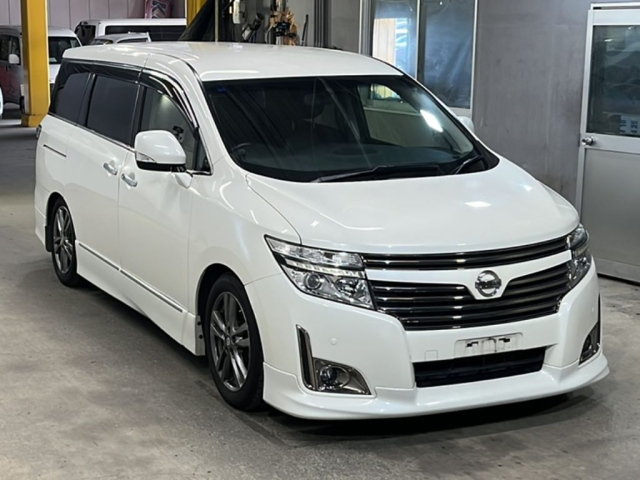 NISSAN ELGRAND 2012