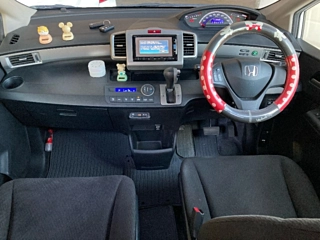 HONDA FREED 2015
