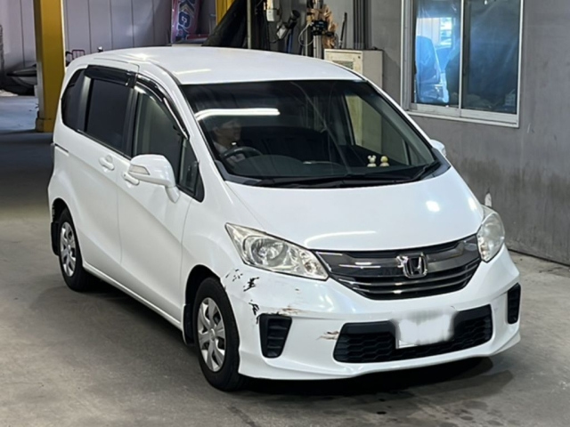 HONDA FREED 2015