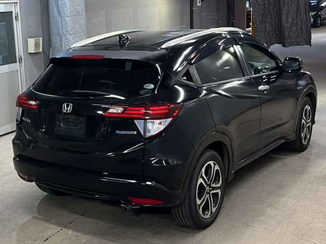 HONDA VEZEL 2014