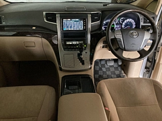 TOYOTA VELLFIRE 2012
