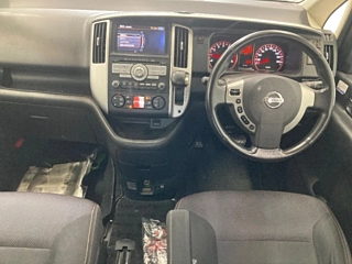 NISSAN SERENA 2009