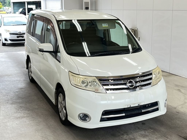 NISSAN SERENA 2009
