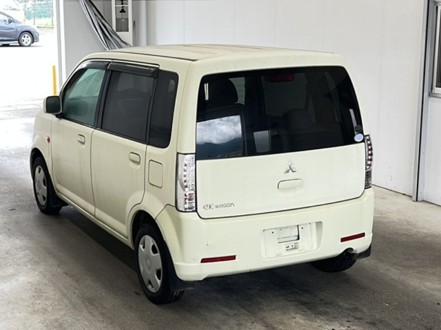 MITSUBISHI EK WAGON 2010